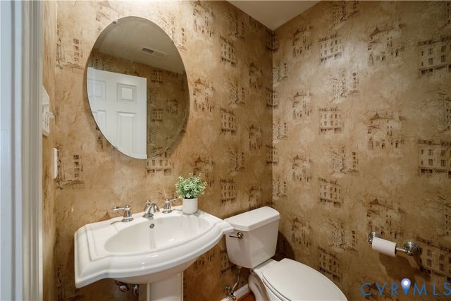 1109 Hyde Ln, Henrico, VA 23229