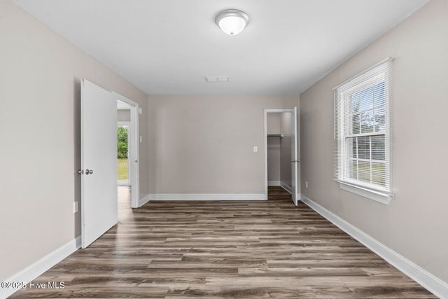 136 Sandy Drive, Jacksonville, NC 28546