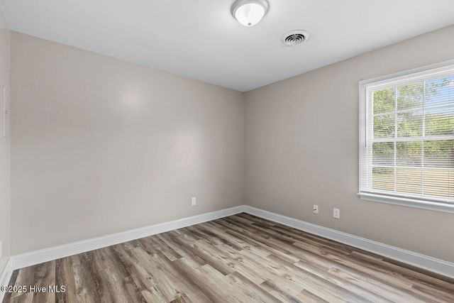 136 Sandy Drive, Jacksonville, NC 28546