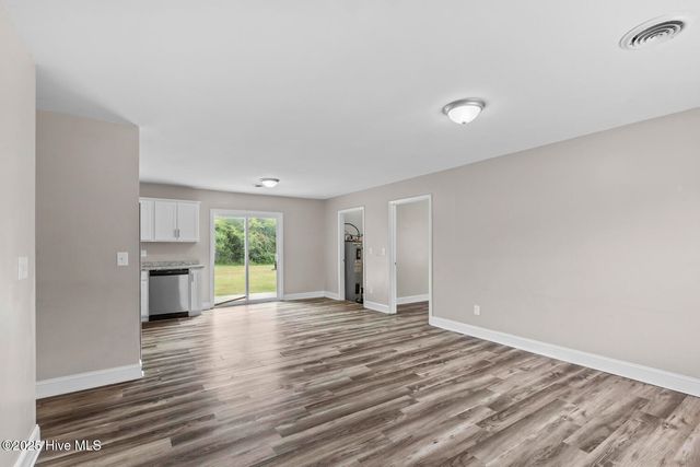 136 Sandy Drive, Jacksonville, NC 28546
