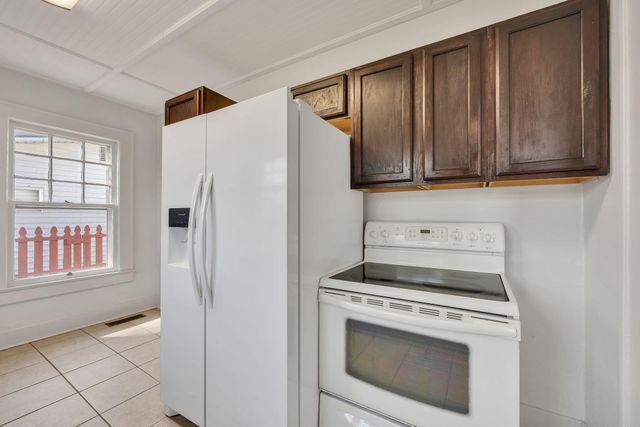 156 Greens Lake Road, Rossville, GA 30741