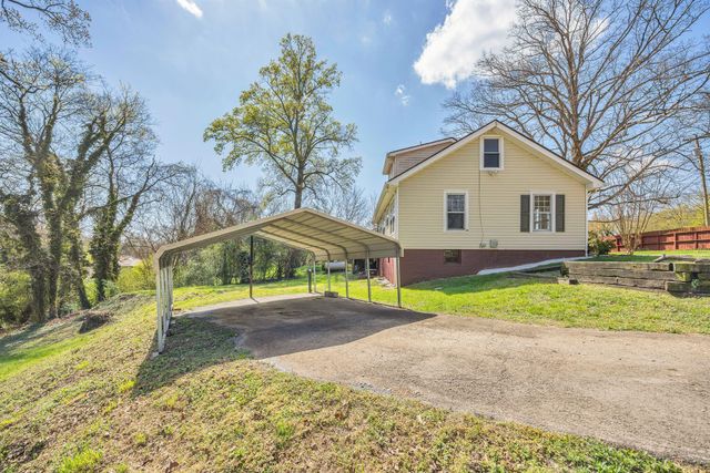 156 Greens Lake Road, Rossville, GA 30741