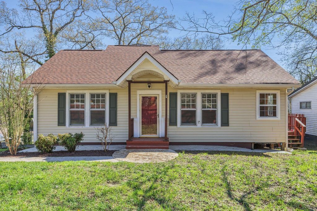 156 Greens Lake Road, Rossville, GA 30741