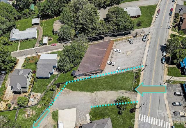 865 Haywood Road, Asheville, NC 28806