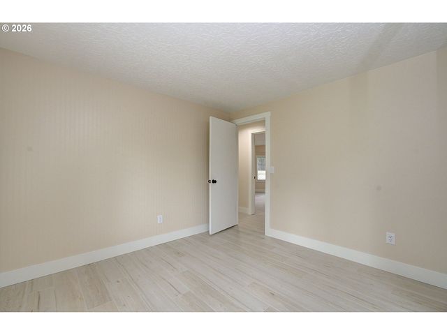 1608 Se 120TH Ave, Vancouver, WA 98683