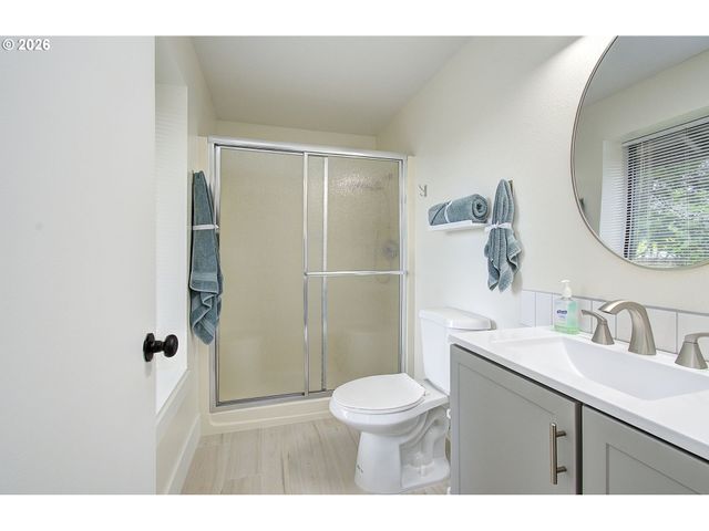 1608 Se 120TH Ave, Vancouver, WA 98683