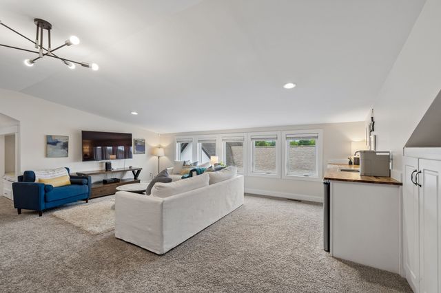 3846 Somers Ln, Thompsons Station, TN 37179