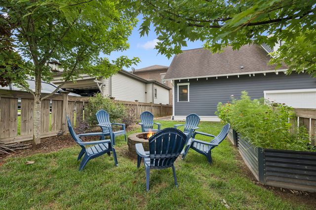 3846 Somers Ln, Thompsons Station, TN 37179