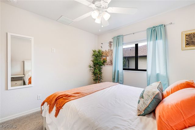 1301 SE 23rd TER, Cape Coral, FL 33990