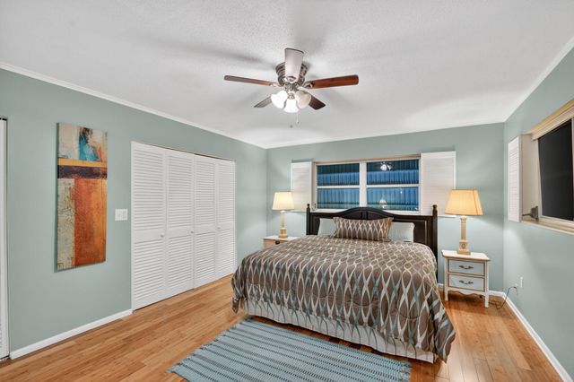 2111 NE 1st Court 204, Boynton Beach, FL 33435