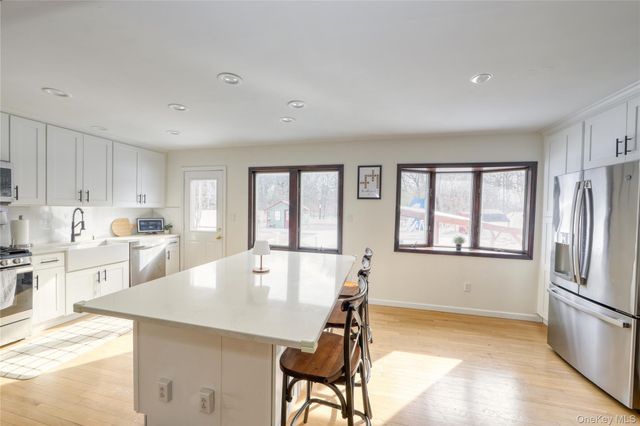 219 Pond Road, Bohemia, NY 11716