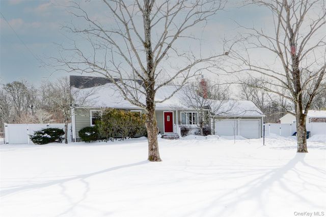 219 Pond Road, Bohemia, NY 11716