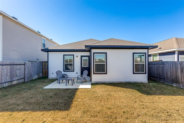 204 Kellys Heroes WAY, Jarrell, TX 76537