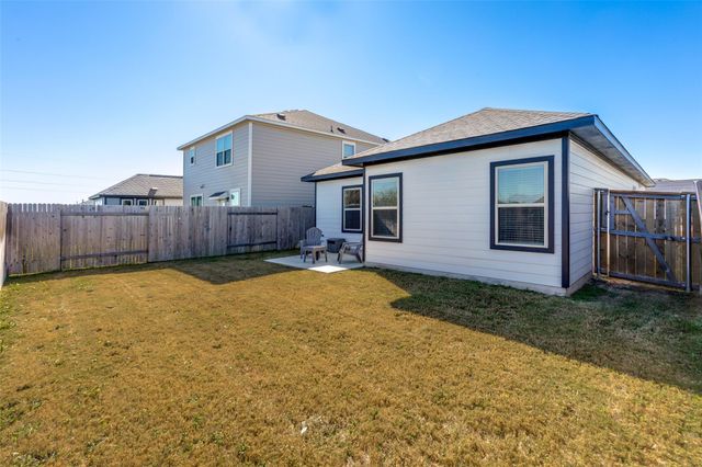 204 Kellys Heroes WAY, Jarrell, TX 76537