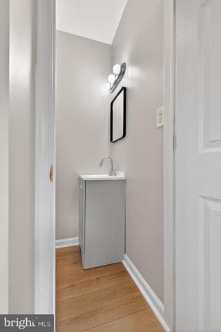 106 W 29TH ST, Wilmington, DE 19802