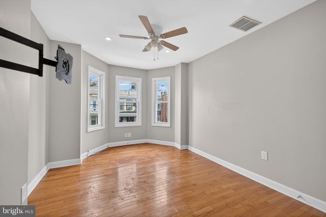 106 W 29TH ST, Wilmington, DE 19802