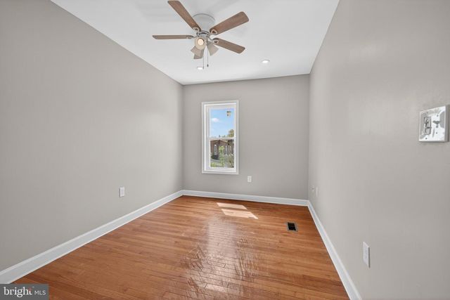 106 W 29TH ST, Wilmington, DE 19802