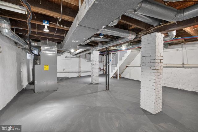 106 W 29TH ST, Wilmington, DE 19802