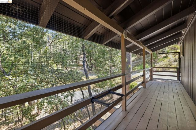 21900 Feather River Dr., Sonora, CA 95370