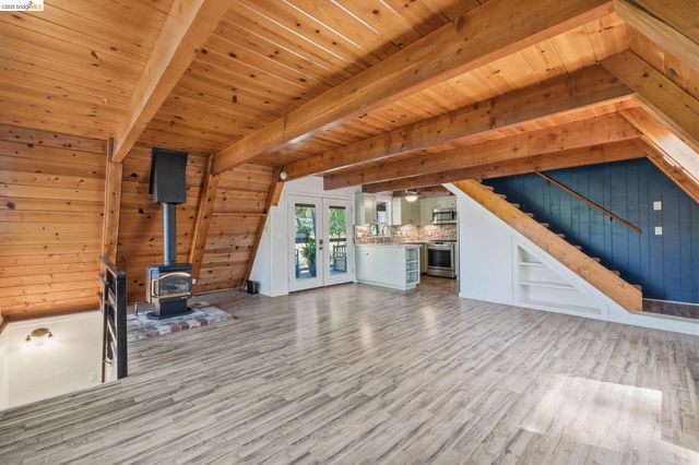 21900 Feather River Dr., Sonora, CA 95370