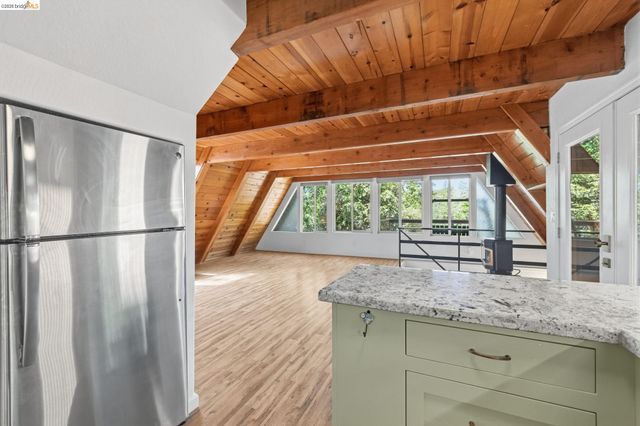21900 Feather River Dr., Sonora, CA 95370