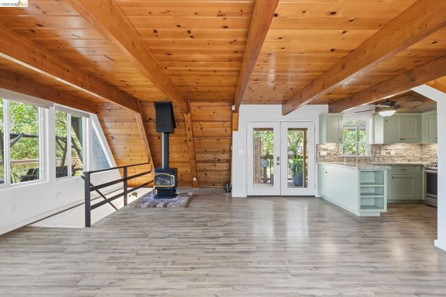 21900 Feather River Dr., Sonora, CA 95370