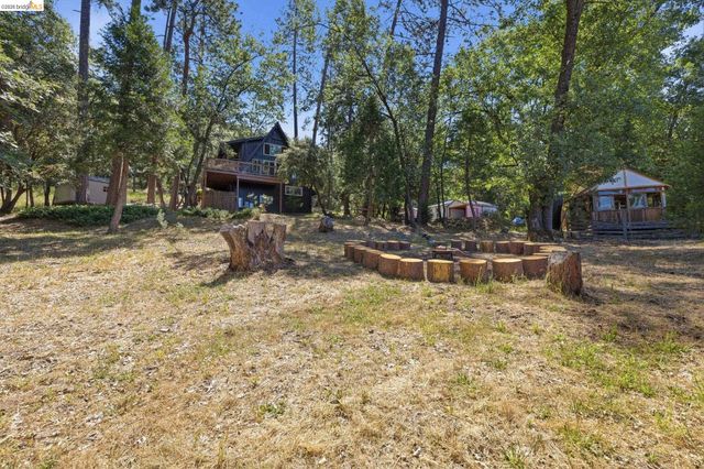 21900 Feather River Dr., Sonora, CA 95370