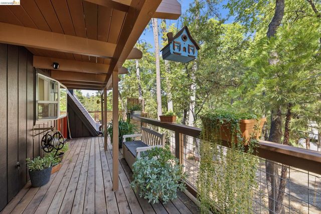 21900 Feather River Dr., Sonora, CA 95370