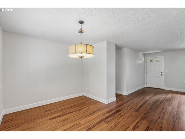 2442 MARGERY St, West Linn, OR 97068