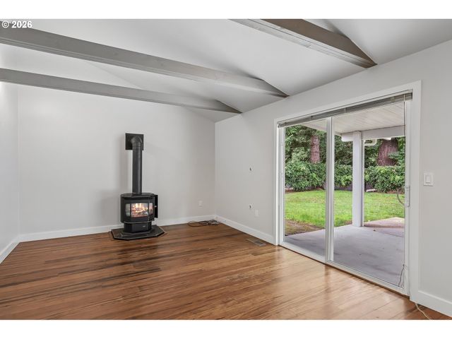 2442 MARGERY St, West Linn, OR 97068