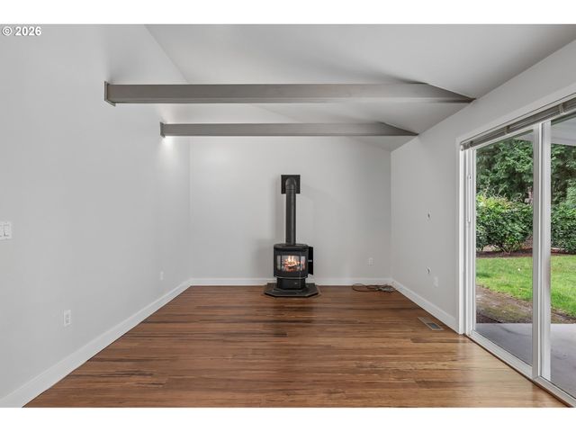 2442 MARGERY St, West Linn, OR 97068