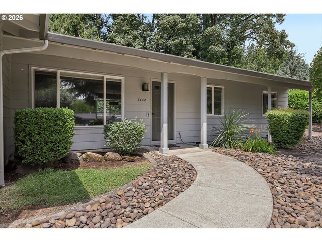 2442 MARGERY St, West Linn, OR 97068