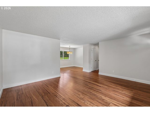 2442 MARGERY St, West Linn, OR 97068