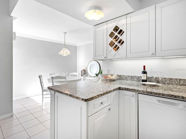 1585 TARPON CENTER DRIVE 31, Venice, FL 34285