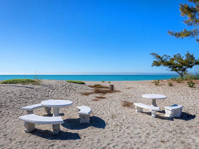 1585 TARPON CENTER DRIVE 31, Venice, FL 34285