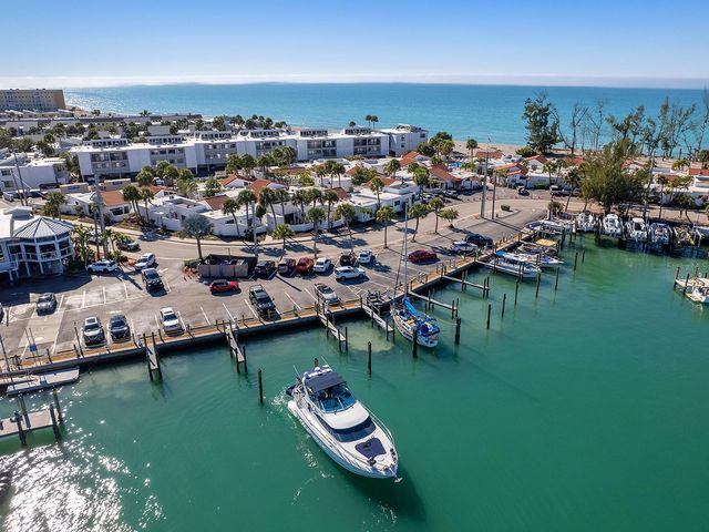 1585 TARPON CENTER DRIVE 31, Venice, FL 34285