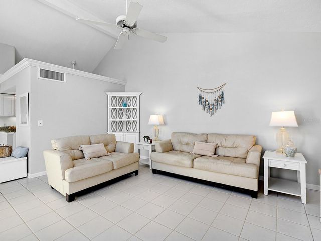 1585 TARPON CENTER DRIVE 31, Venice, FL 34285