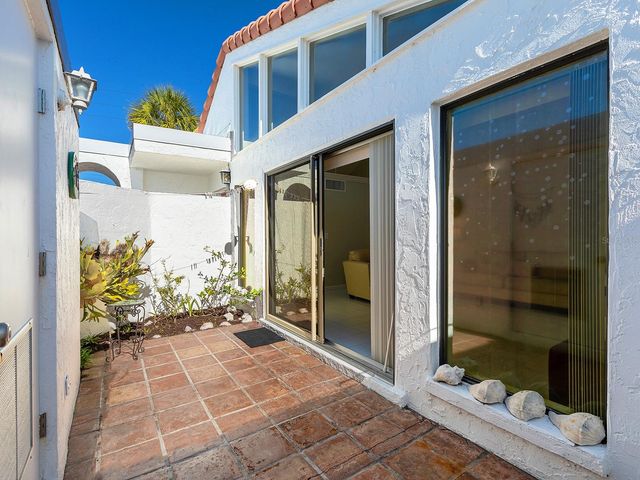 1585 TARPON CENTER DRIVE 31, Venice, FL 34285