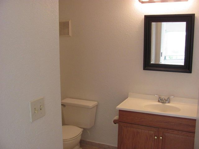 815 W Boynton Beach Boulevard 2-106, Boynton Beach, FL 33426