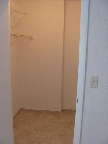 815 W Boynton Beach Boulevard 2-106, Boynton Beach, FL 33426