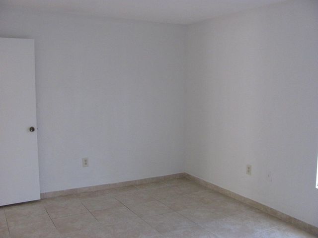 815 W Boynton Beach Boulevard 2-106, Boynton Beach, FL 33426