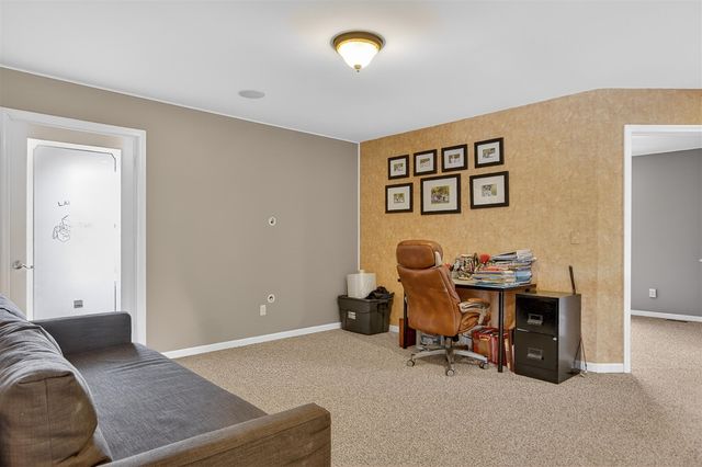 13494 Country Walk Boulevard, Van Buren Twp, MI 48111