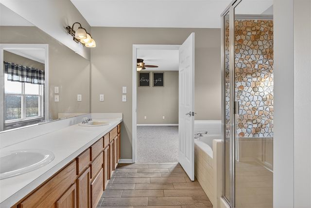 13494 Country Walk Boulevard, Van Buren Twp, MI 48111