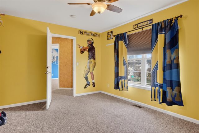 13494 Country Walk Boulevard, Van Buren Twp, MI 48111