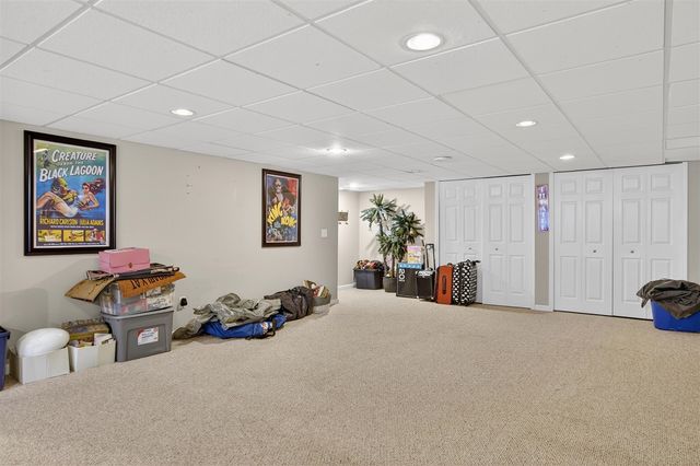 13494 Country Walk Boulevard, Van Buren Twp, MI 48111