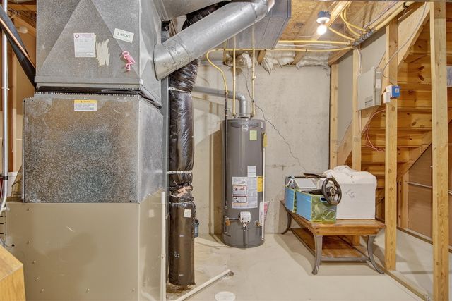 13494 Country Walk Boulevard, Van Buren Twp, MI 48111