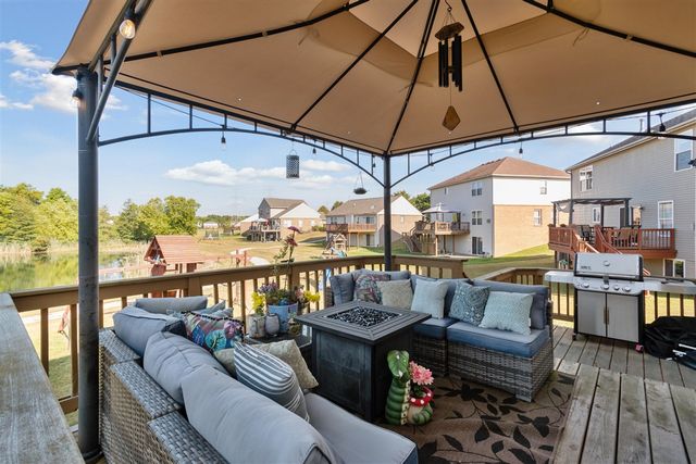 13494 Country Walk Boulevard, Van Buren Twp, MI 48111