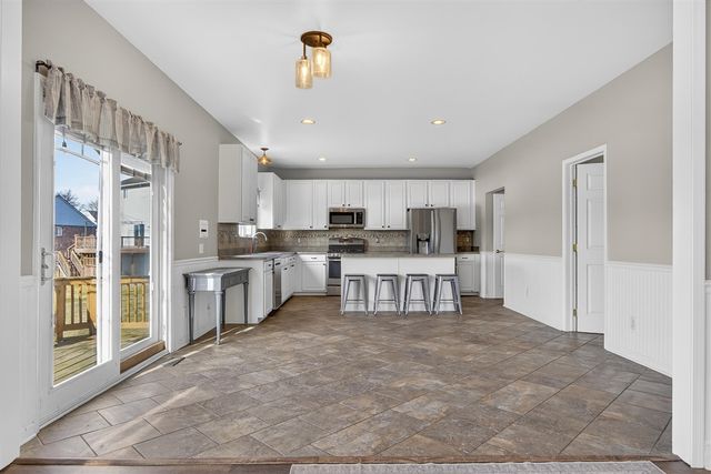 13494 Country Walk Boulevard, Van Buren Twp, MI 48111