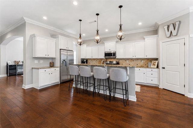 5603 Sombreado Road, Fayetteville, AR 72703