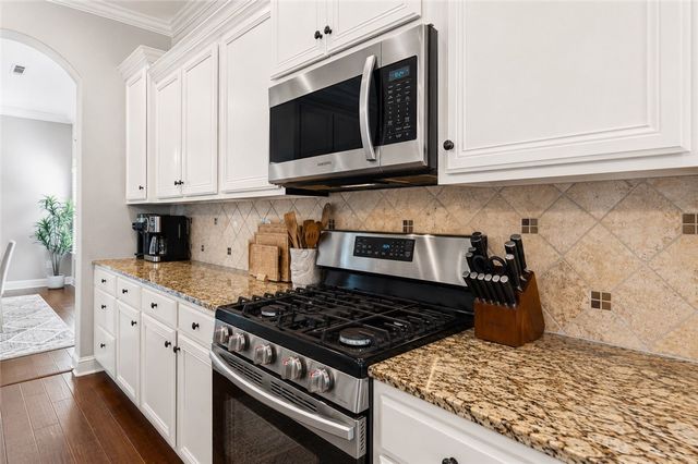 5603 Sombreado Road, Fayetteville, AR 72703